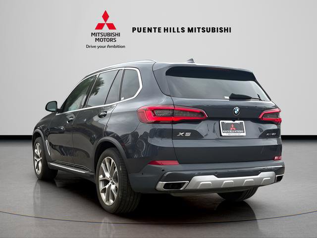 Used 2019 BMW X5 xDrive50i w/ Parking Assistance Package AWD/4WD image 6