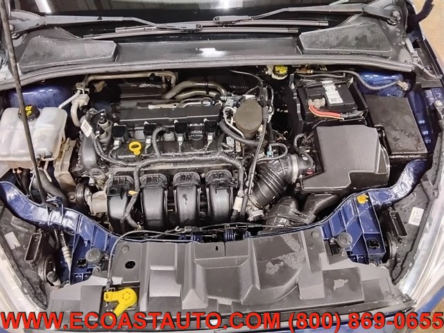 Used 2016 Ford Focus Titanium FWD image 9