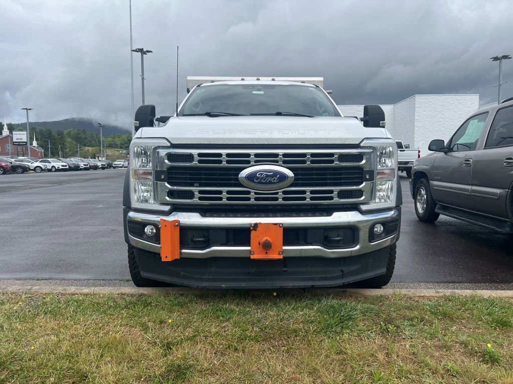 Used 2023 Ford F550 4x4 Crew Cab Super Duty image 2