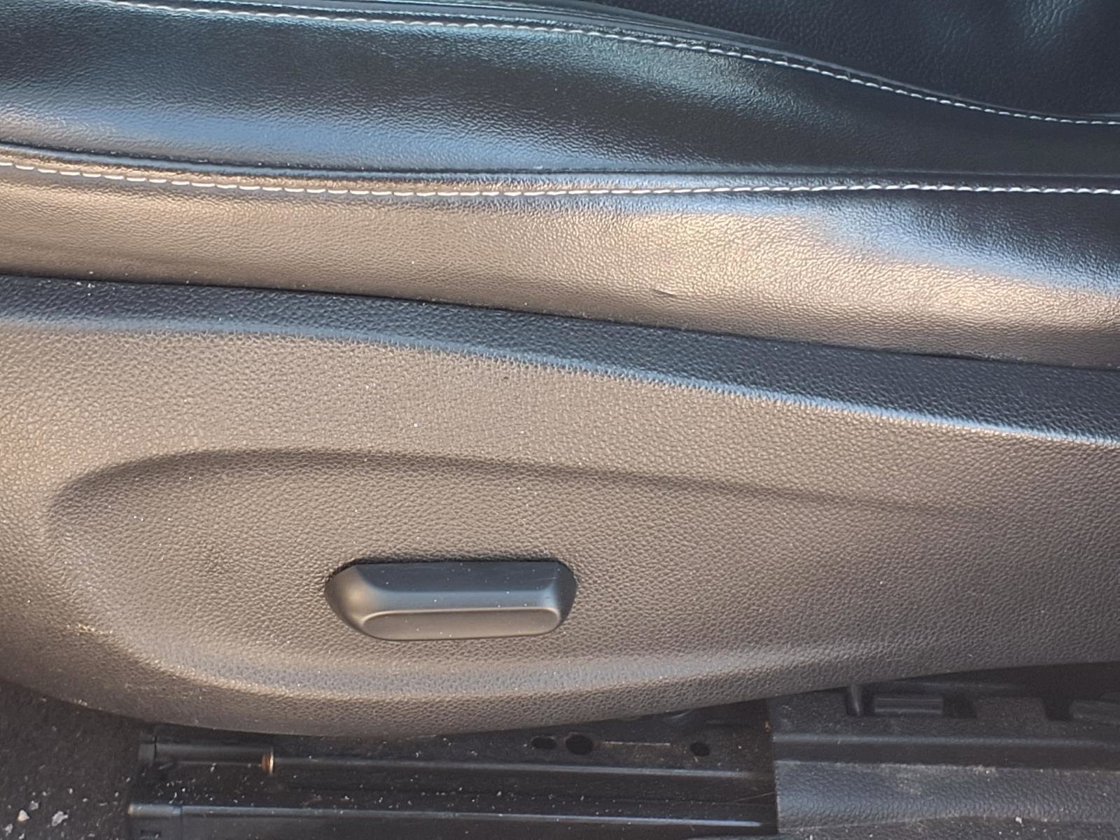 Used 2011 Chevrolet Cruze LT FWD image 4