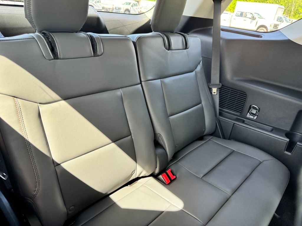 New 2026 Ford Explorer Active w/ Active Comfort Package AWD/4WD image 21
