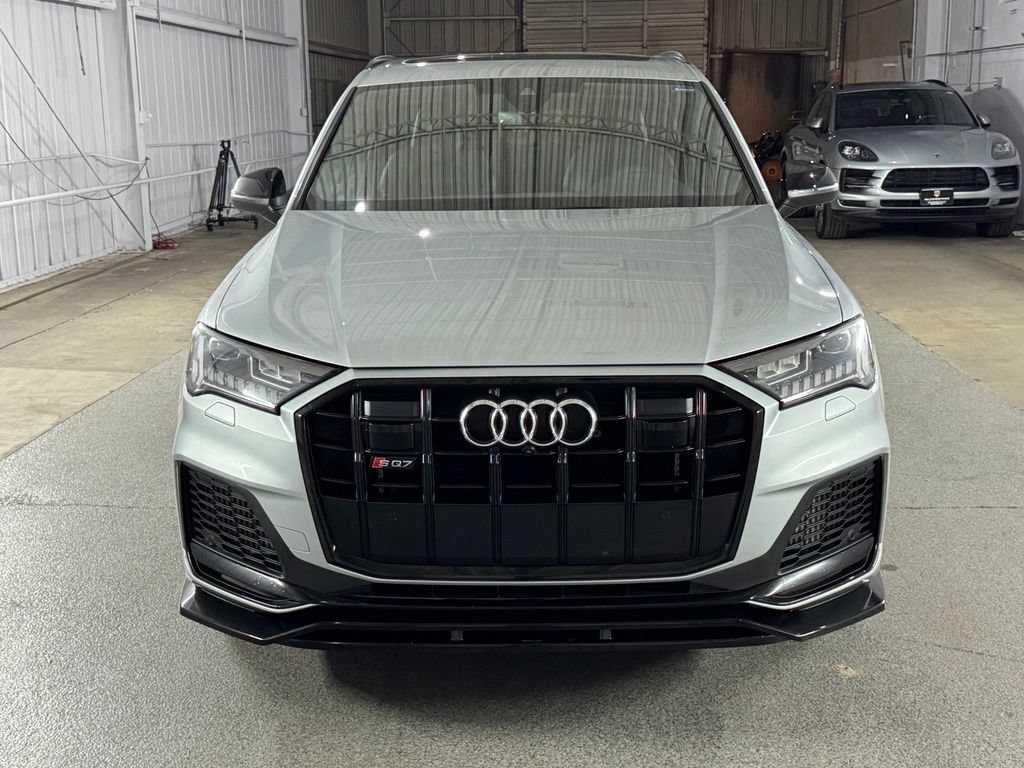 Used 2023 Audi SQ7 Premium Plus AWD/4WD image 2