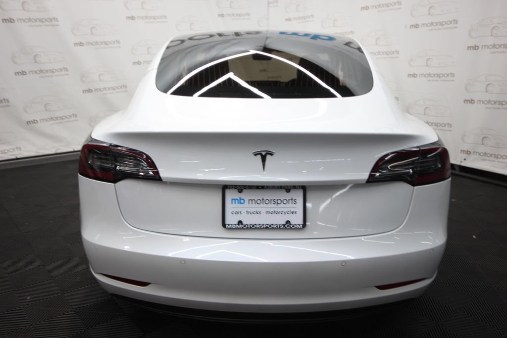 Used 2020 Tesla Model 3 Standard Range Plus RWD image 5