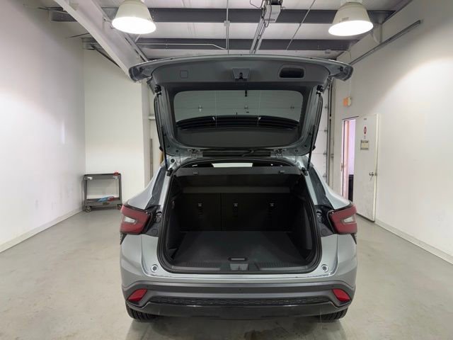 New 2026 Chevrolet Trax RS image 8