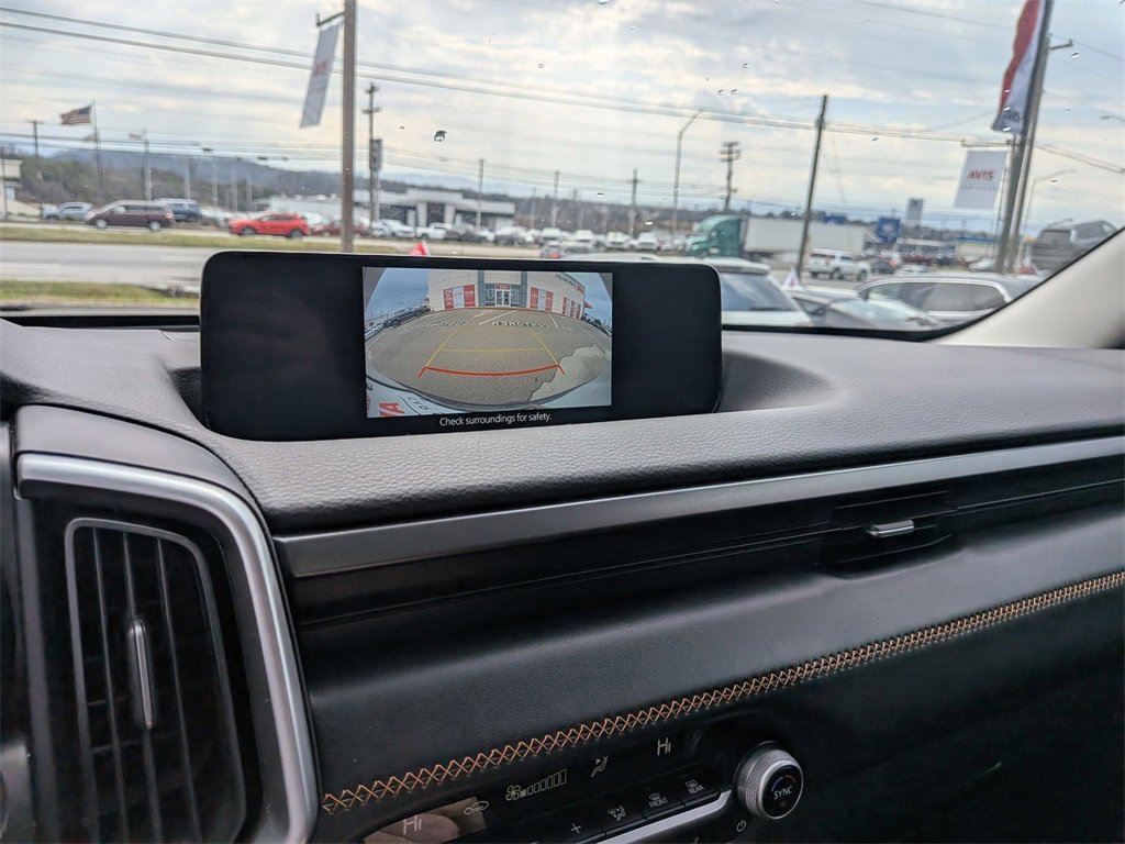 Used 2025 MAZDA CX-50 AWD 2.5 Hybrid w/ Premium Pkg image 18