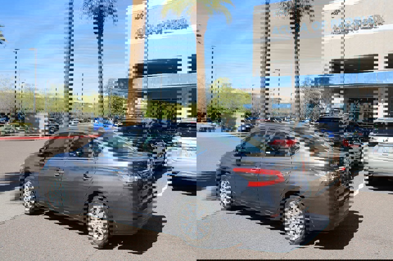 Used 2014 Nissan Sentra SV image 3