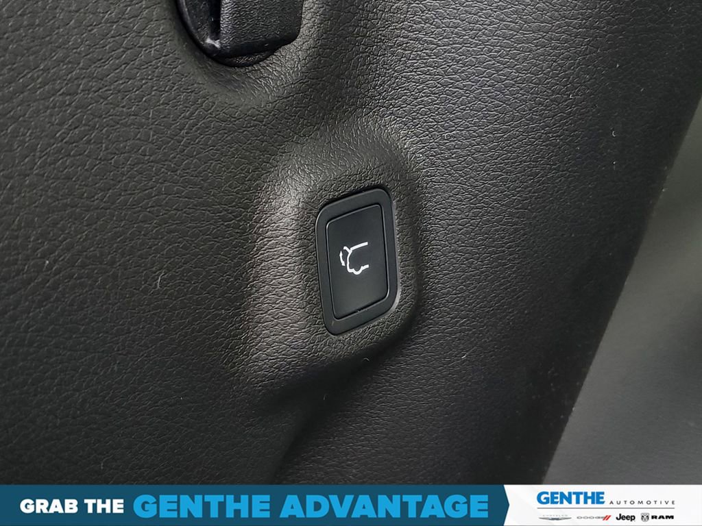 New 2026 Jeep Compass Limited image 29
