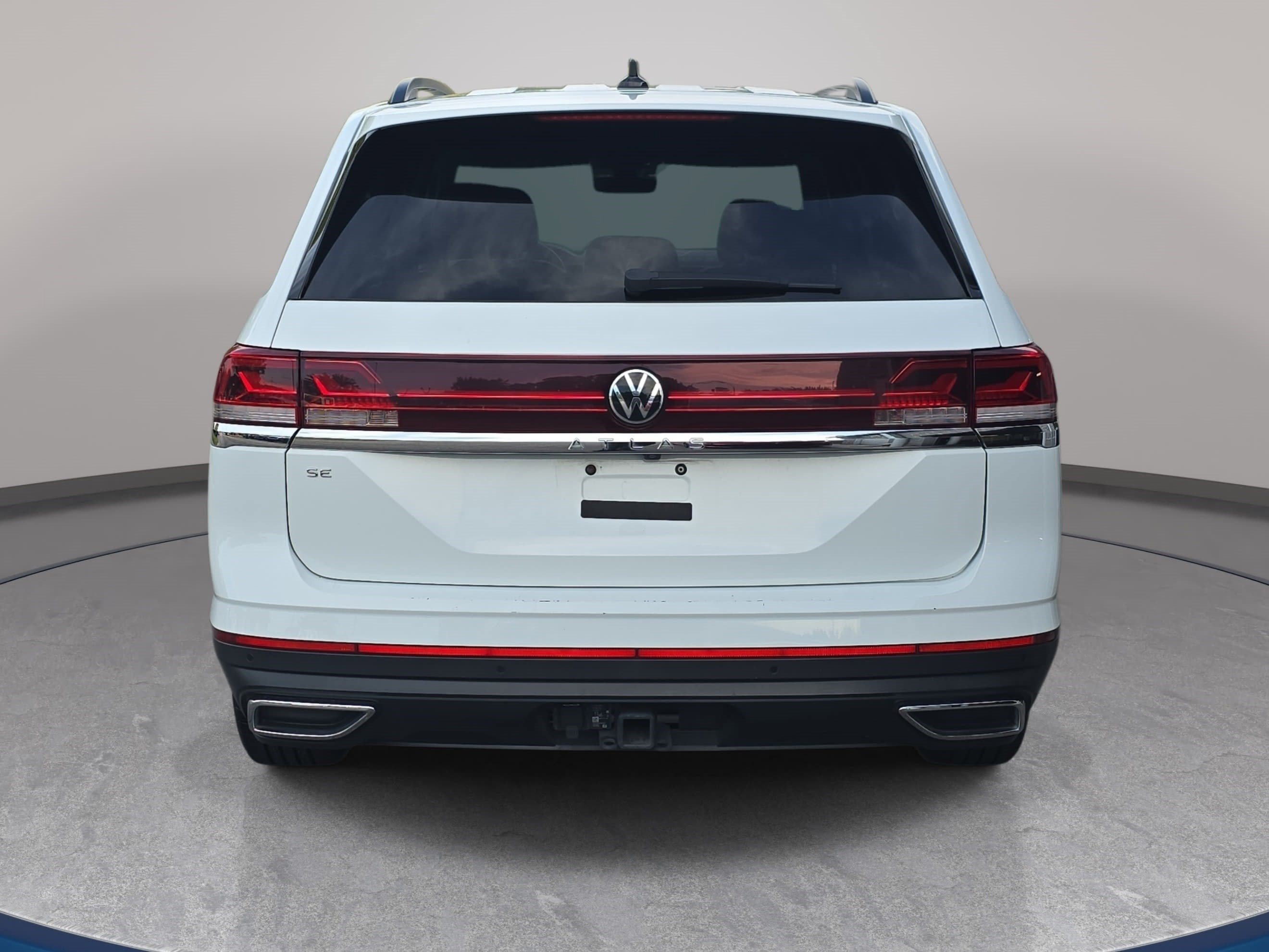 Used 2025 Volkswagen Atlas SE FWD image 6