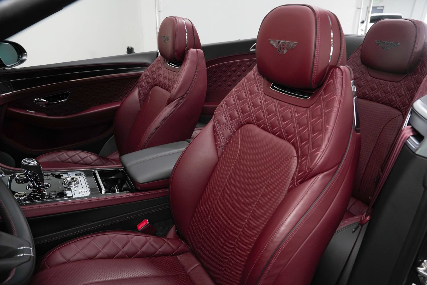 Used 2021 Bentley Continental GT V8 AWD/4WD image 50