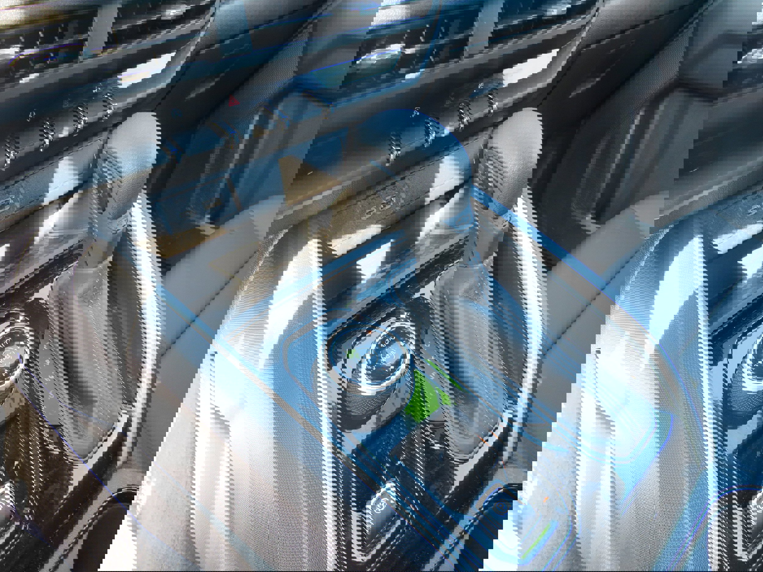 Used 2024 Chevrolet Colorado Trail Boss w/ Advanced Trailering Package image 11