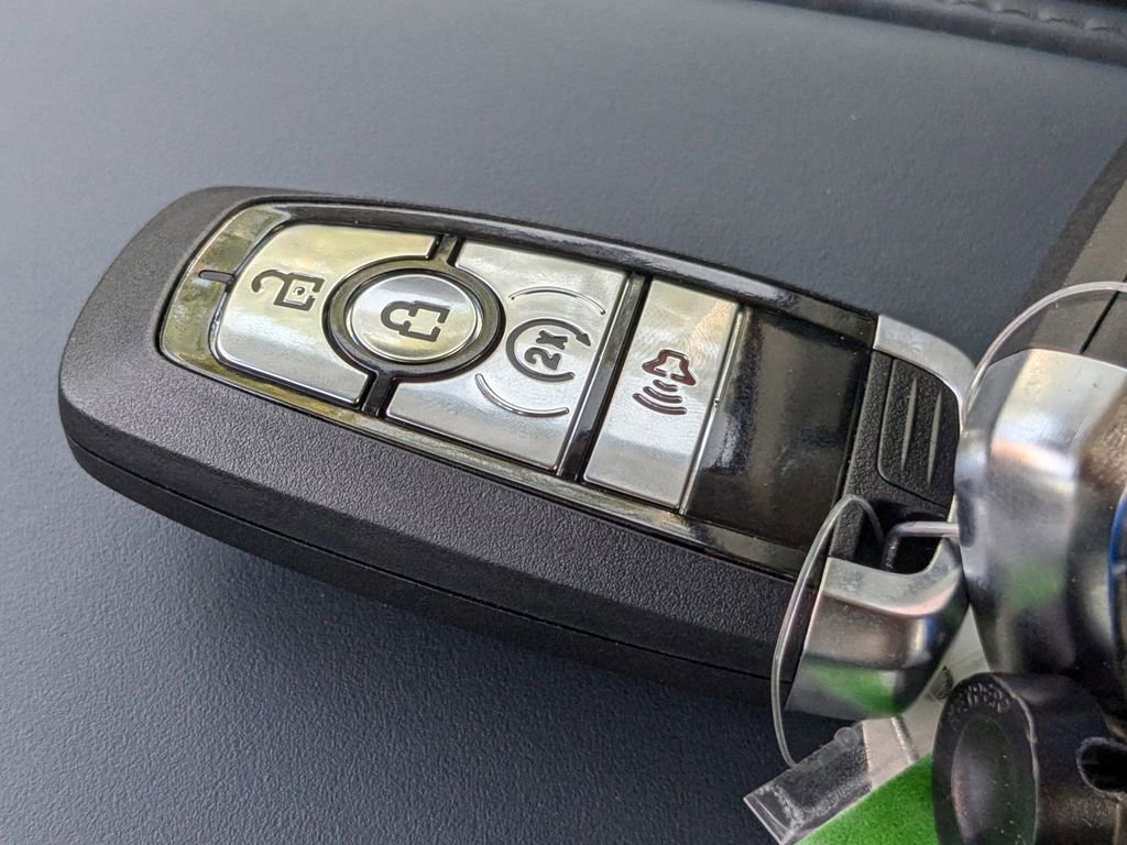 New 2025 Ford Maverick XLT w/ XLT Luxury Package image 33