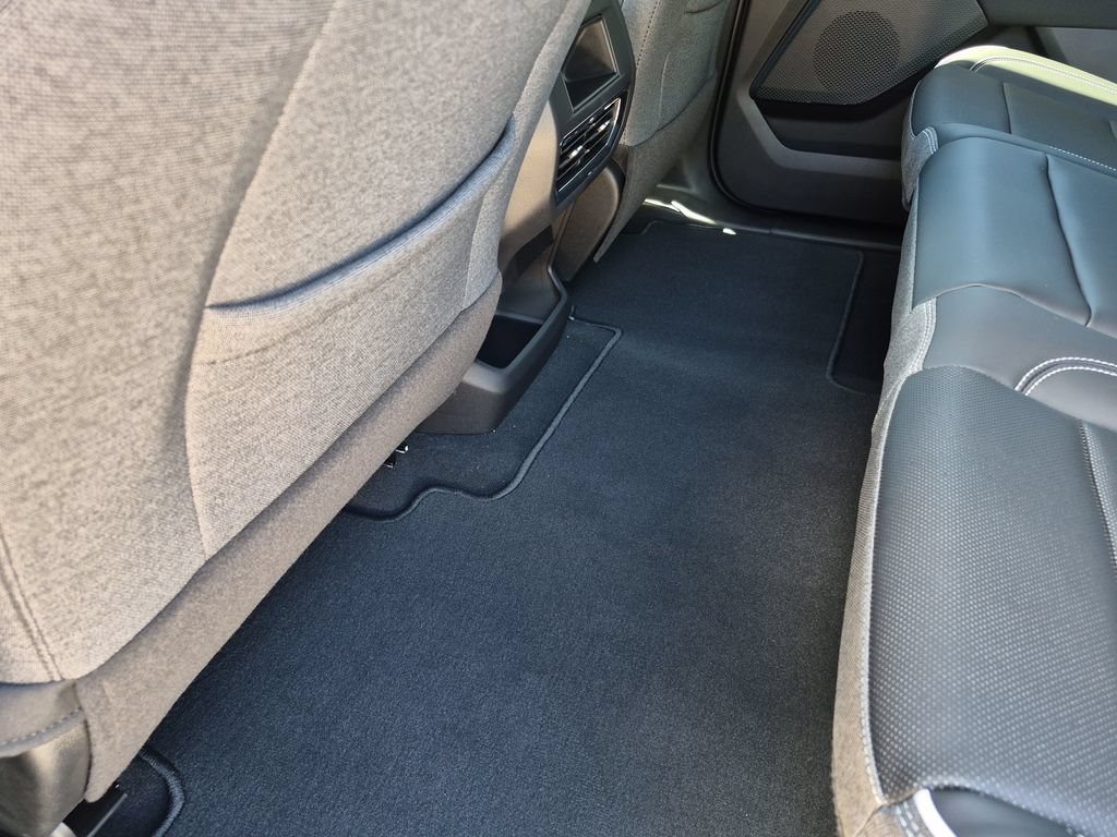 New 2026 GMC Sierra EV Elevation AWD/4WD image 34