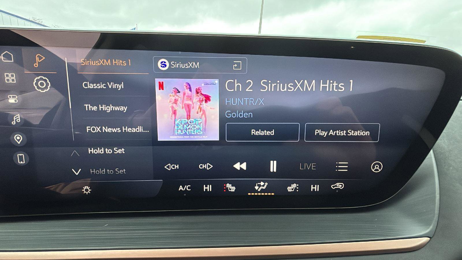 New 2026 Buick Envision Sport Touring image 18