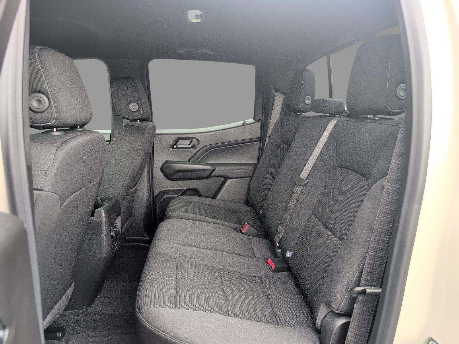 New 2026 GMC Canyon Elevation w/ Convenience Package RWD image 35