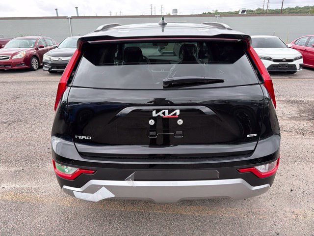 New 2026 Kia Niro EX FWD image 4