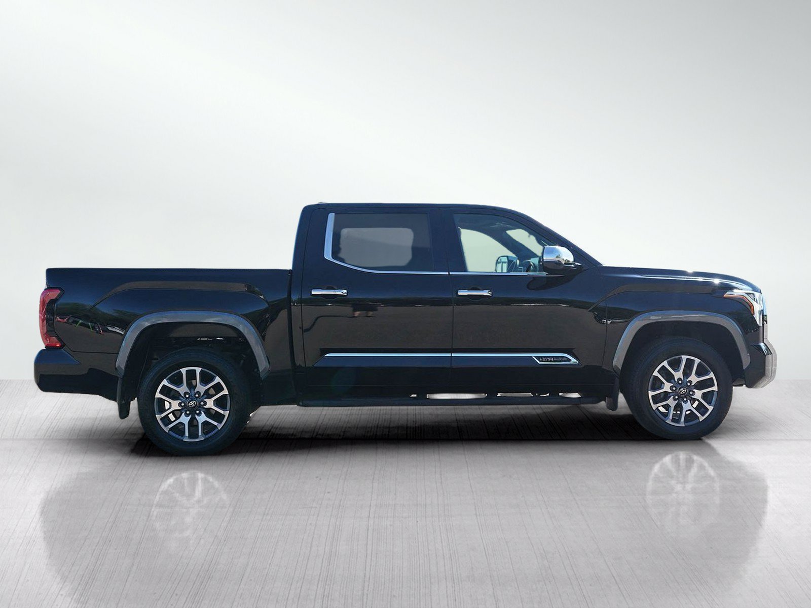 Used 2025 Toyota Tundra 1794 Edition AWD/4WD image 6