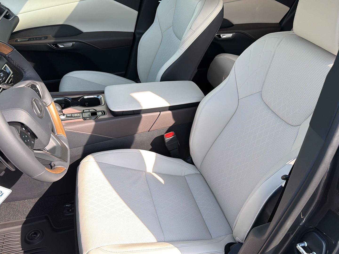 New 2026 Lexus RX 350 AWD image 29
