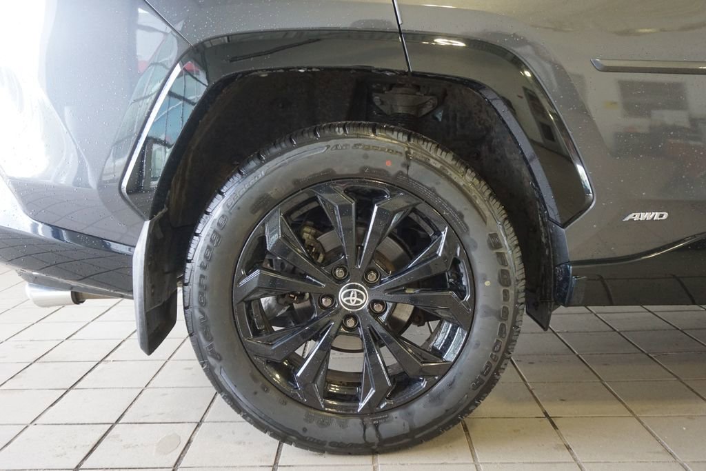 Used 2022 Toyota RAV4 XSE AWD/4WD image 23