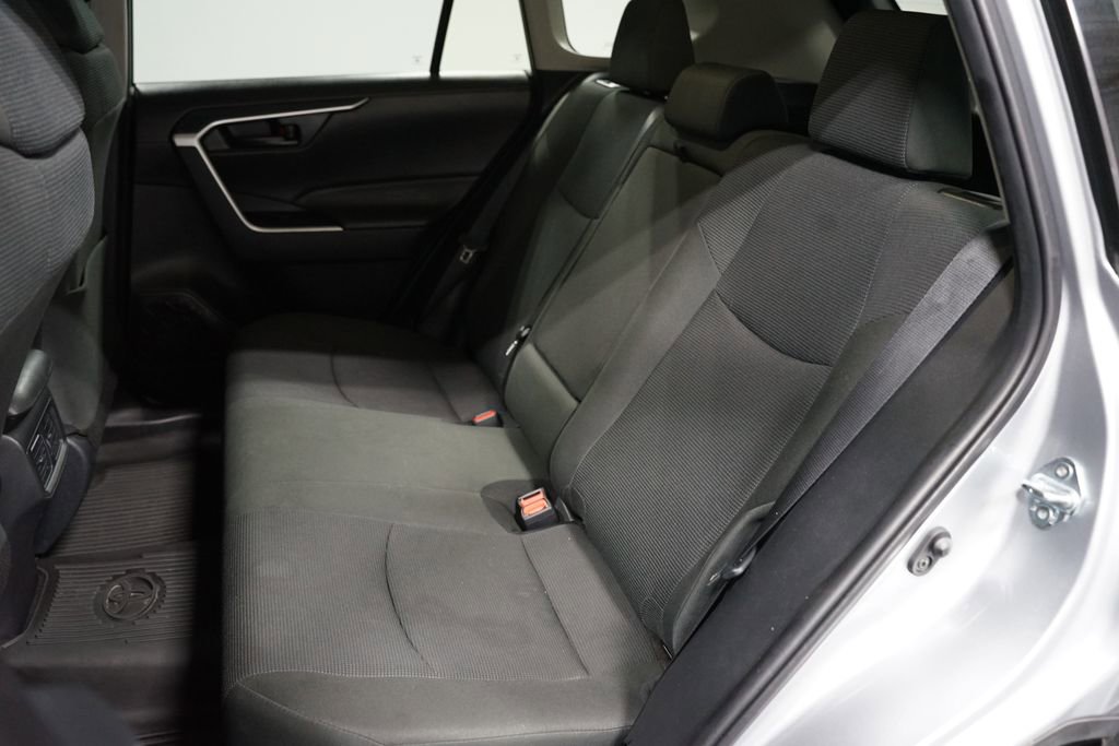 Certified 2025 Toyota RAV4 LE AWD/4WD image 27