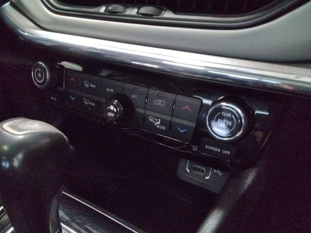 Used 2022 Jeep Compass Limited w/ Elite Group image 33