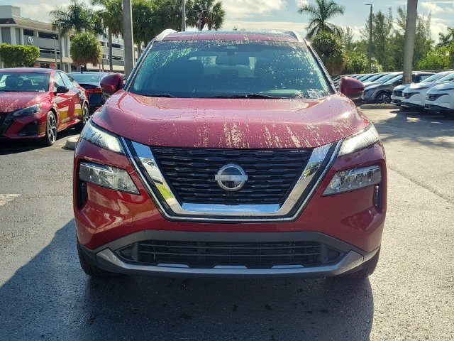 Used 2023 Nissan Rogue SL FWD image 2