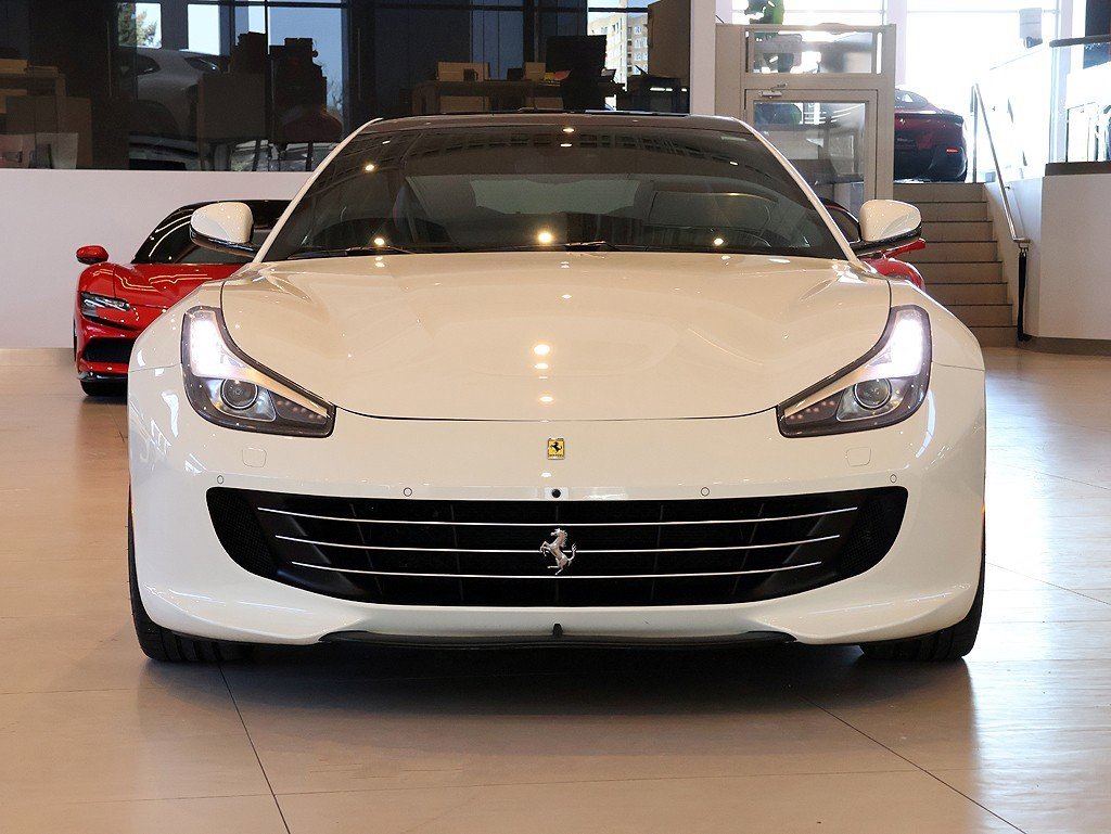 Certified 2018 Ferrari GTC4Lusso image 26