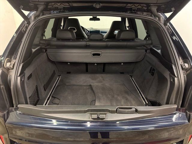 Used 2017 BMW X5 M w/ Executive Package image 8