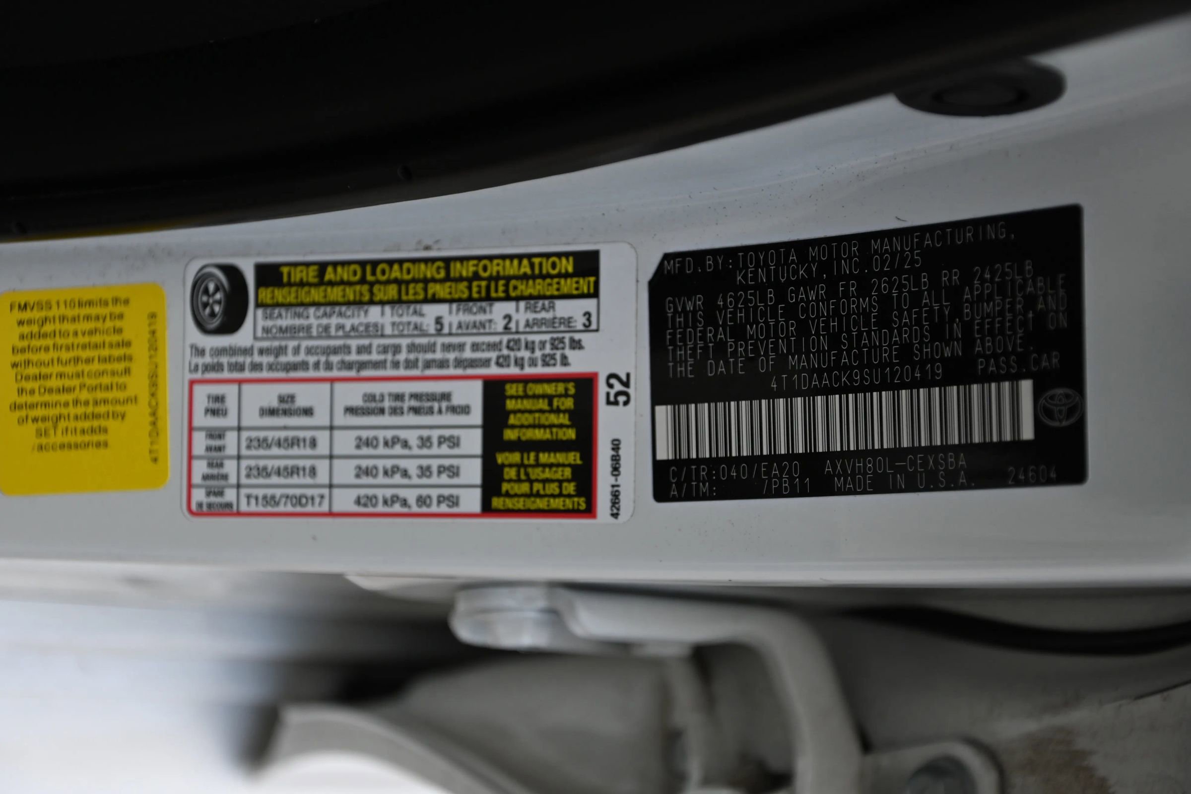 Used 2025 Toyota Camry SE image 24