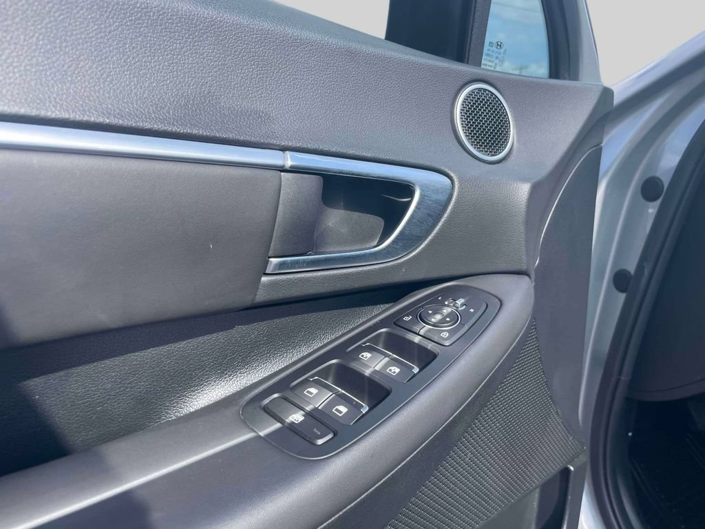 Certified 2023 Hyundai Sonata SEL FWD image 17