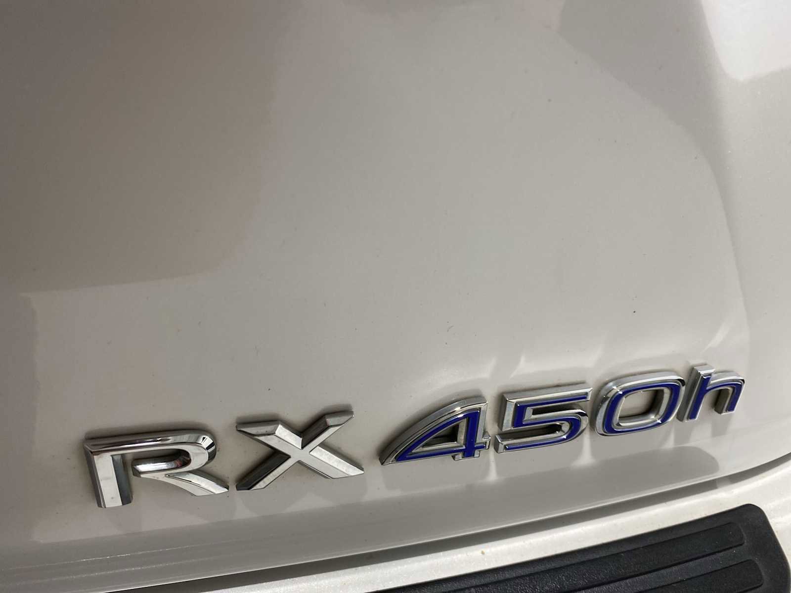 Used 2017 Lexus RX 450h AWD image 7