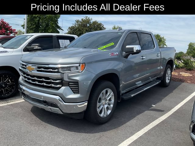 Used 2025 Chevrolet Silverado 1500 LTZ w/ Technology Package AWD/4WD image 3