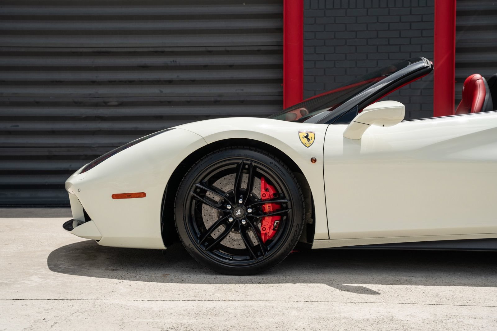 Used 2018 Ferrari 488 Spider RWD image 10