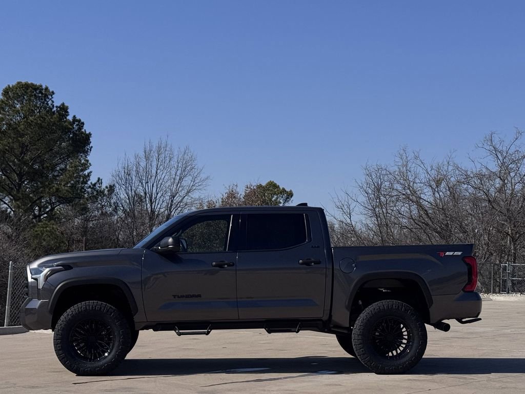 Used 2023 Toyota Tundra SR5 AWD/4WD image 3