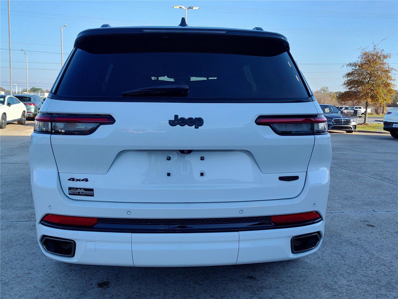 Used 2024 Jeep Grand Cherokee L Summit w/ High Altitude Package image 5