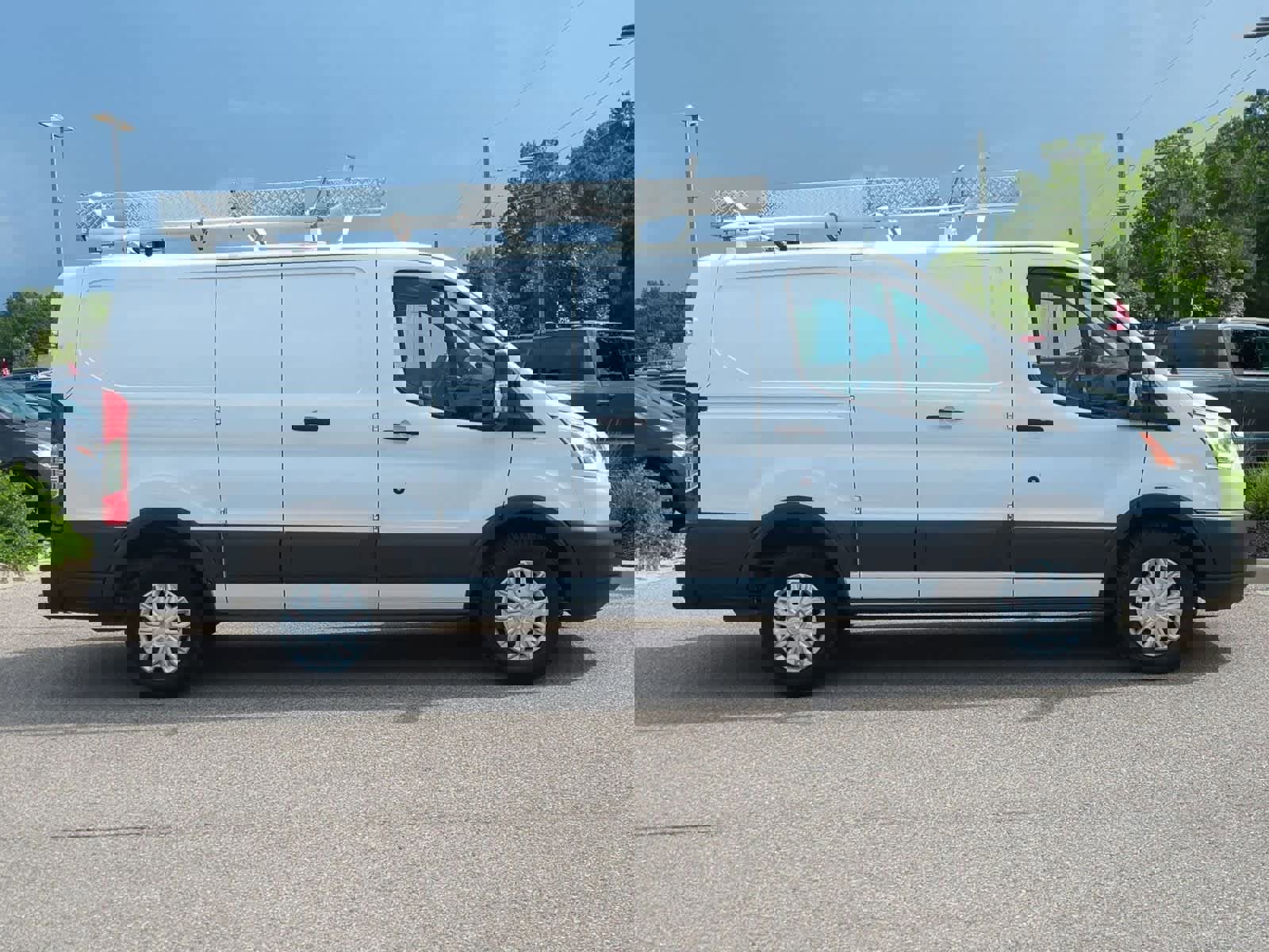 Used 2018 Ford Transit 150 130 Low Roof w/ Exterior Upgrade Package image 9