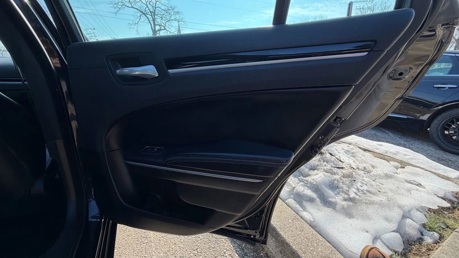 Used 2021 Chrysler 300 S image 19