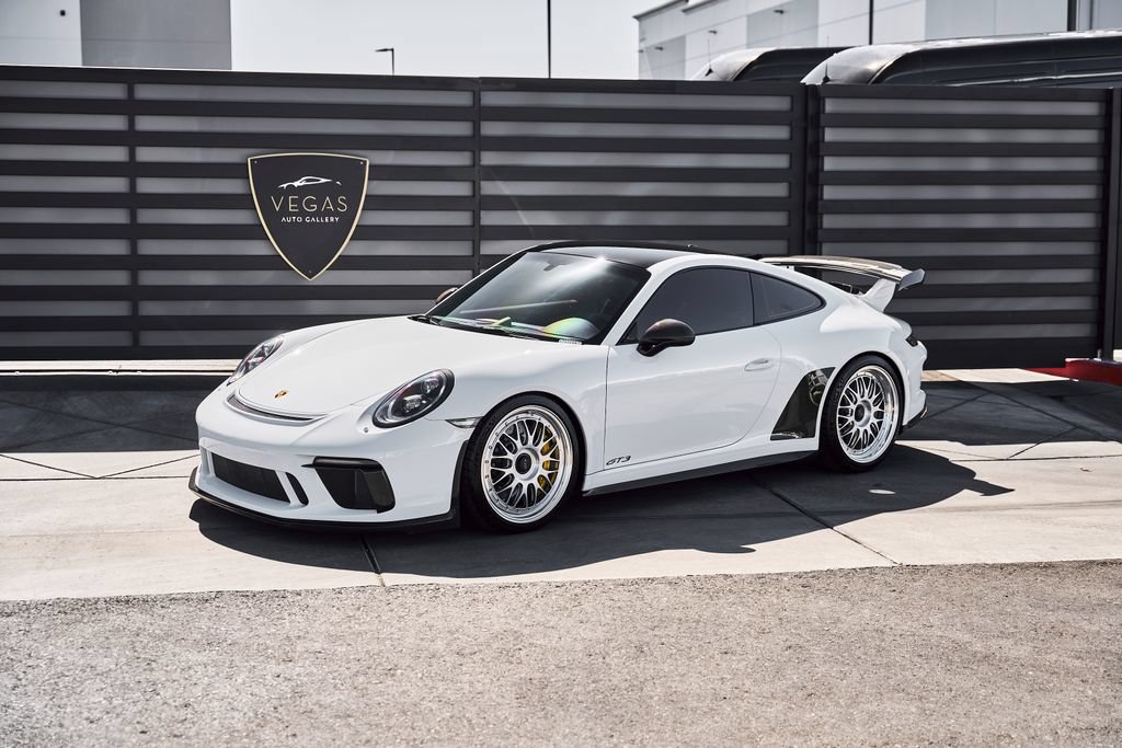 Used 2018 Porsche 911 GT3 RWD image 5