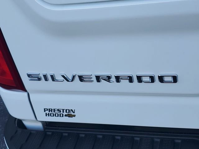 Used 2022 Chevrolet Silverado 2500 High Country w/ Safety Package II image 9