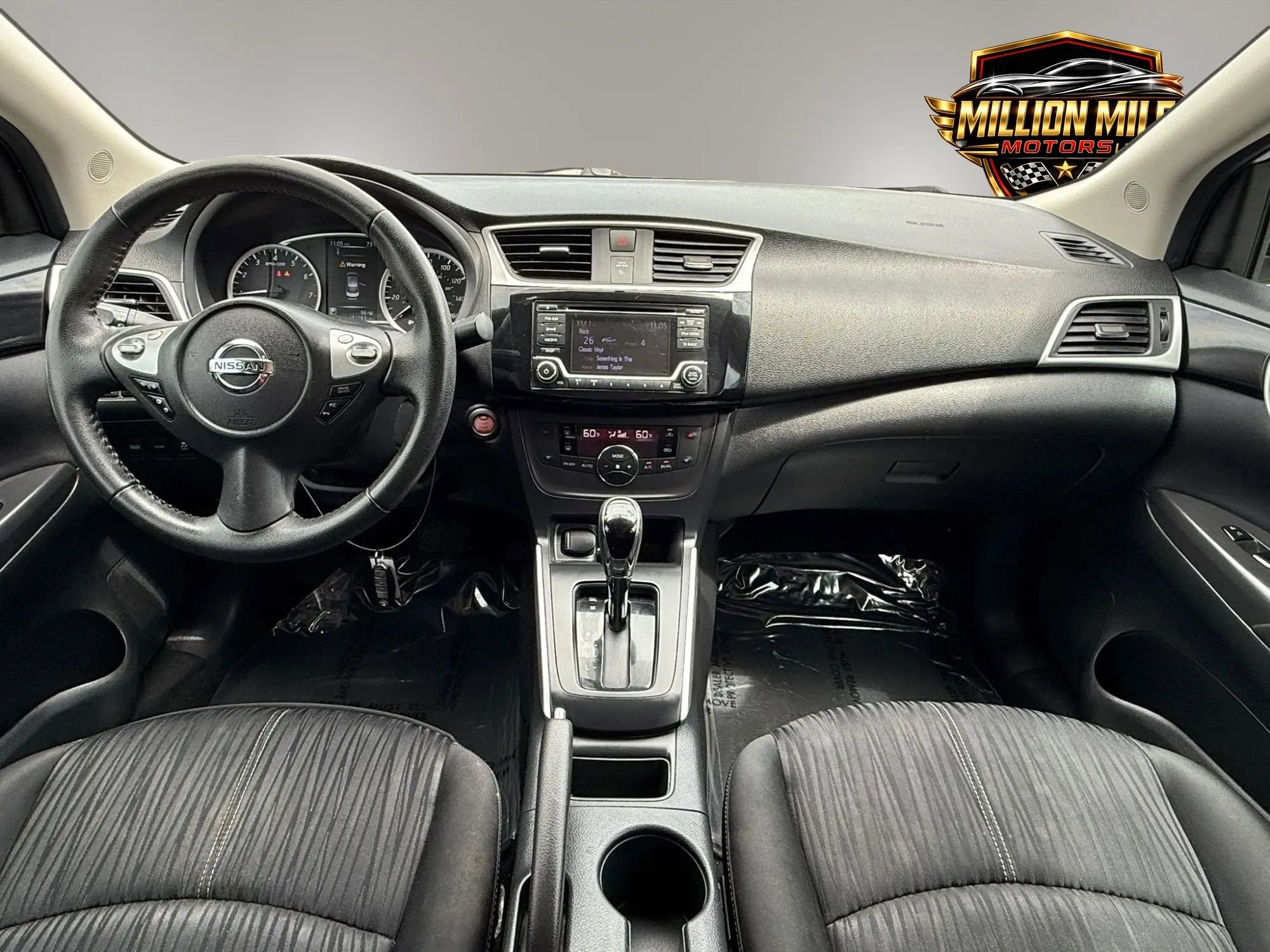 Used 2018 Nissan Sentra SV FWD image 3