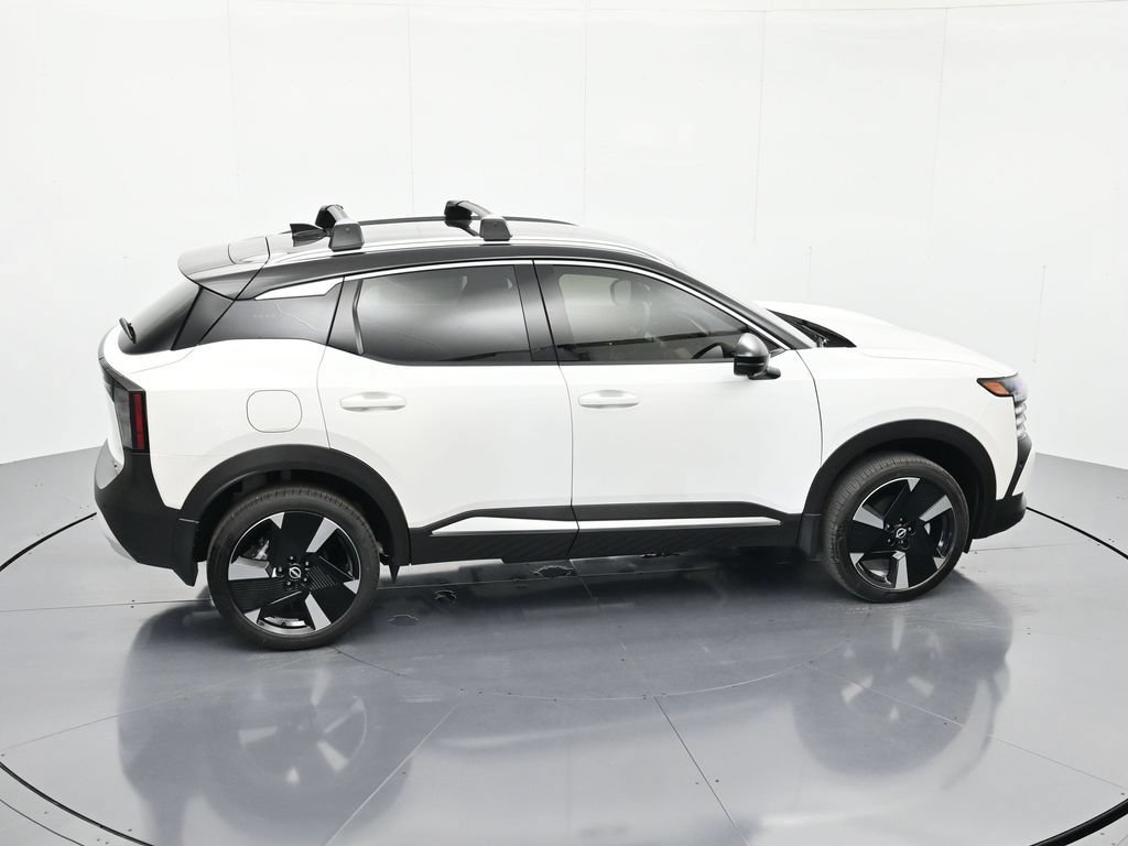 New 2026 Nissan Kicks SR w/ Cold Weather Package FWD image 30