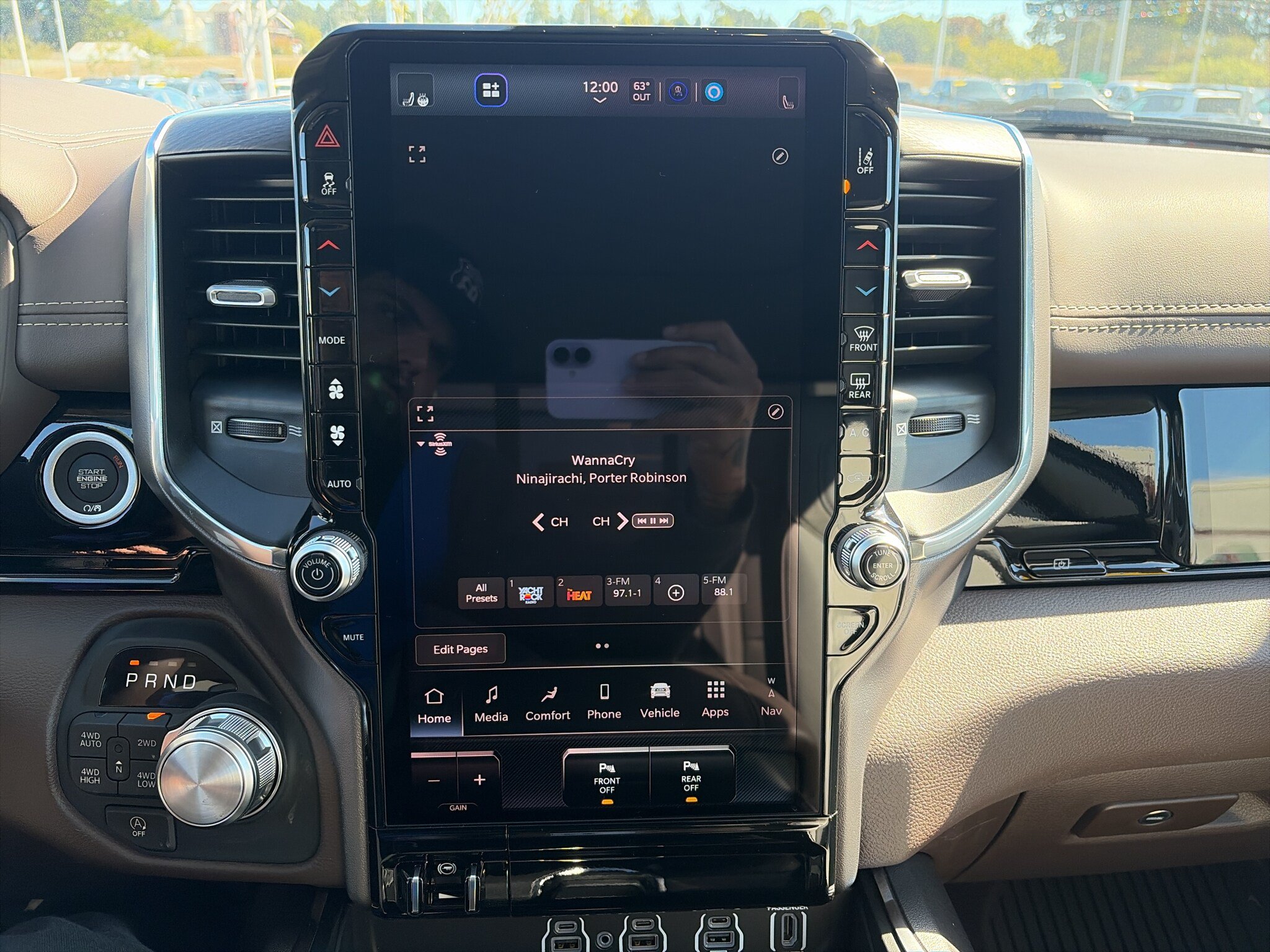 New 2026 RAM 1500 Laramie w/ Advanced Safety Group II AWD/4WD image 22