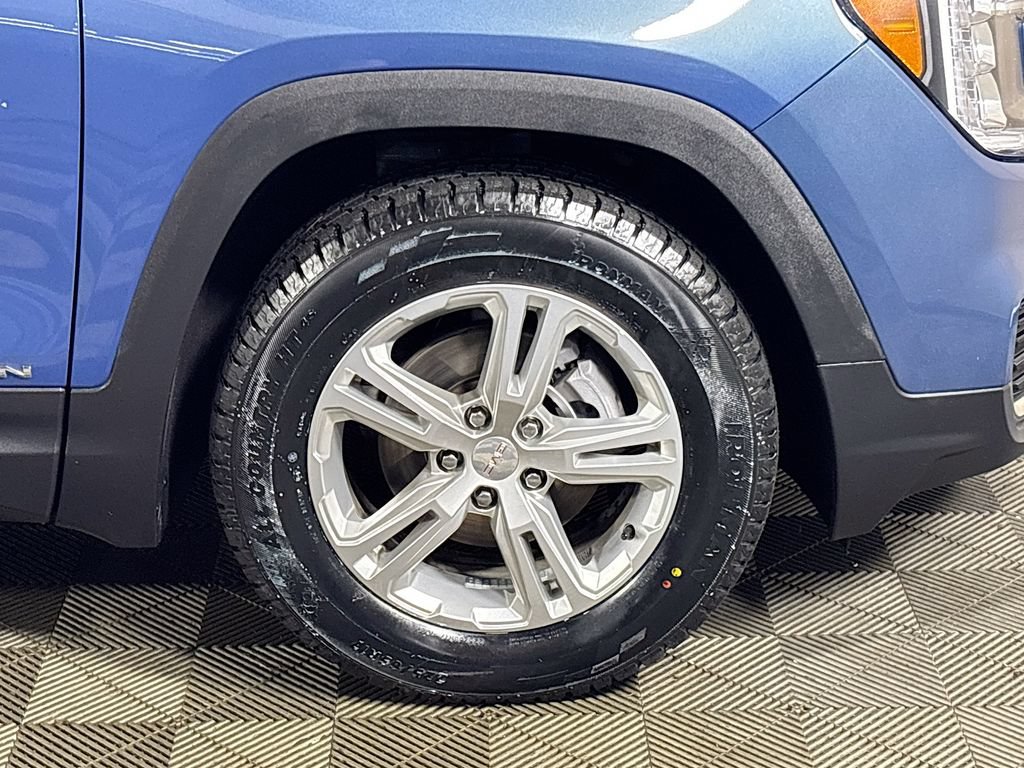 Used 2024 GMC Terrain SLE AWD/4WD image 22