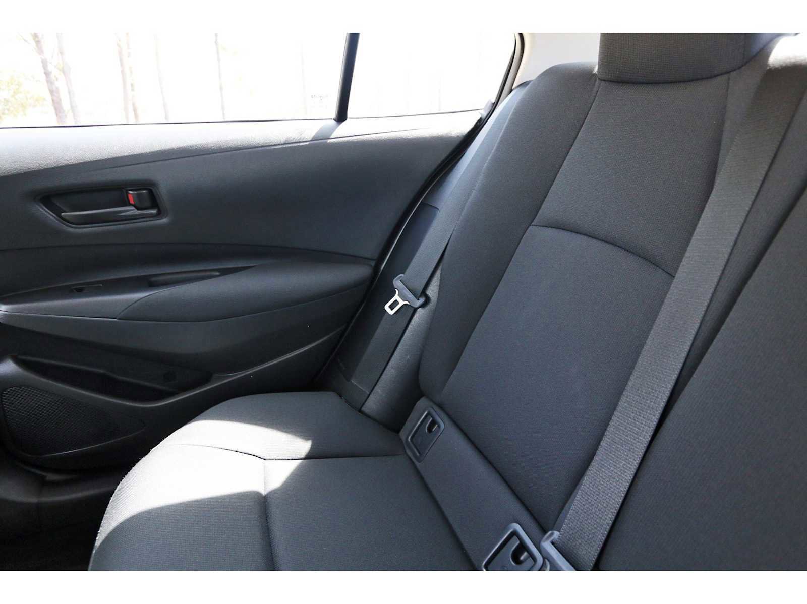 Used 2026 Toyota Corolla LE image 9