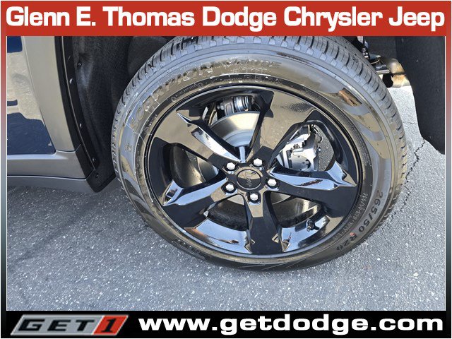 New 2026 Jeep Grand Cherokee Limited w/ Limited Altitude Package RWD image 7