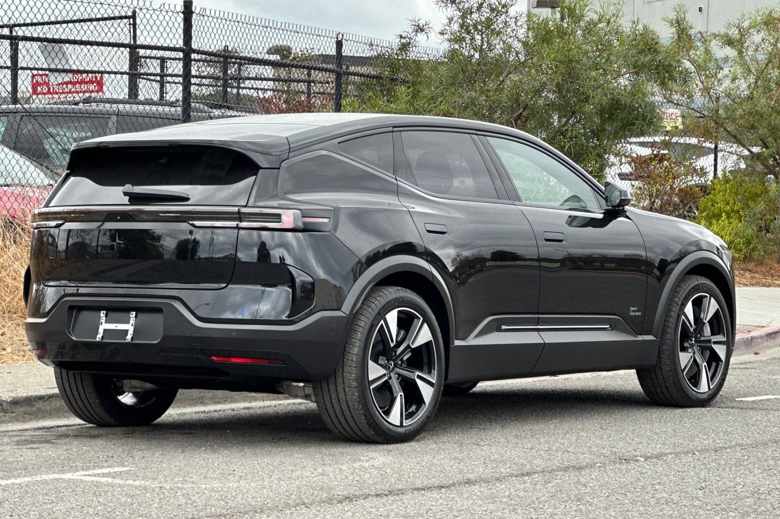 New 2025 Polestar Polestar 3 image 2