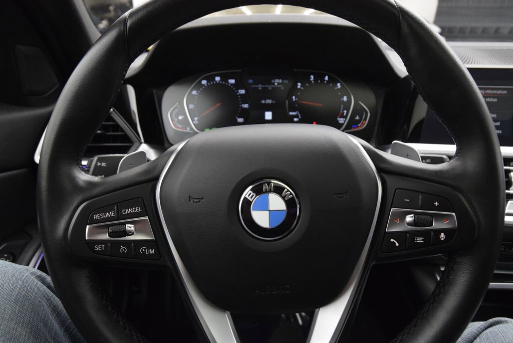 Used 2021 BMW 330i Sedan w/ Driving Assistance Package image 25