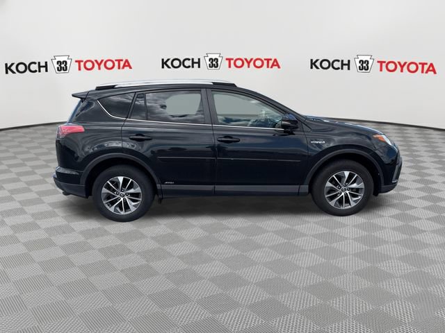 Used 2016 Toyota RAV4 XLE AWD/4WD image 9