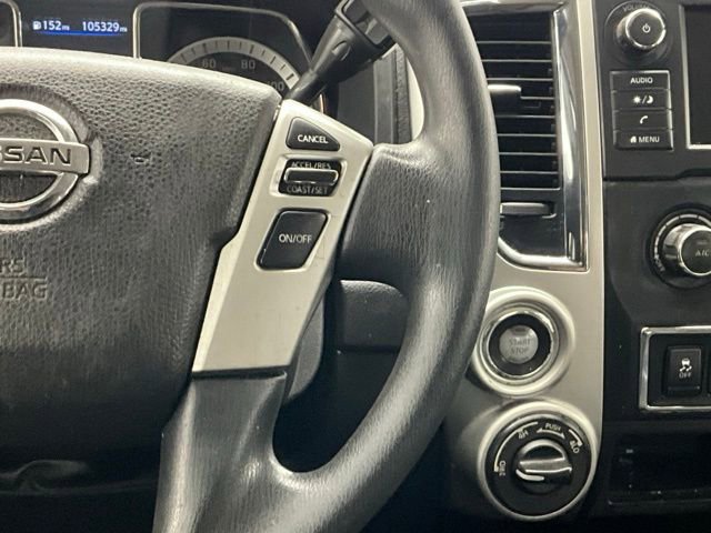 Used 2019 Nissan Titan SV AWD/4WD image 16