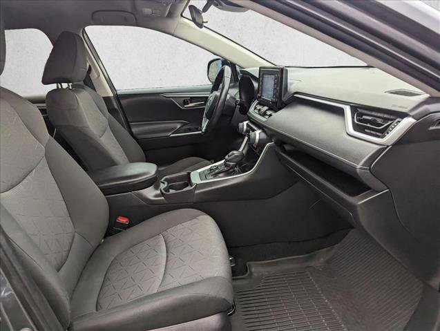 Used 2021 Toyota RAV4 XLE w/ XLE Grade Weather Package image 21