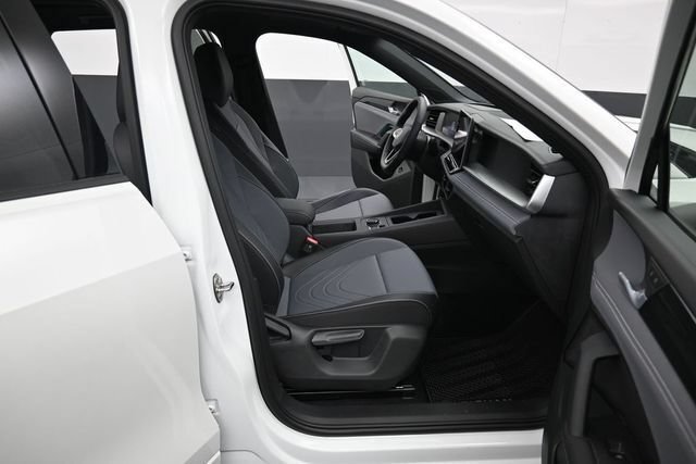 New 2026 Volkswagen Tiguan SE R-Line AWD/4WD image 14